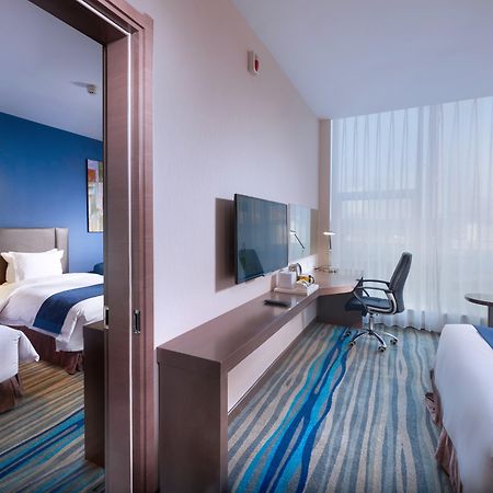 Holiday Inn Express Shenyang North Station By Ihg Εξωτερικό φωτογραφία