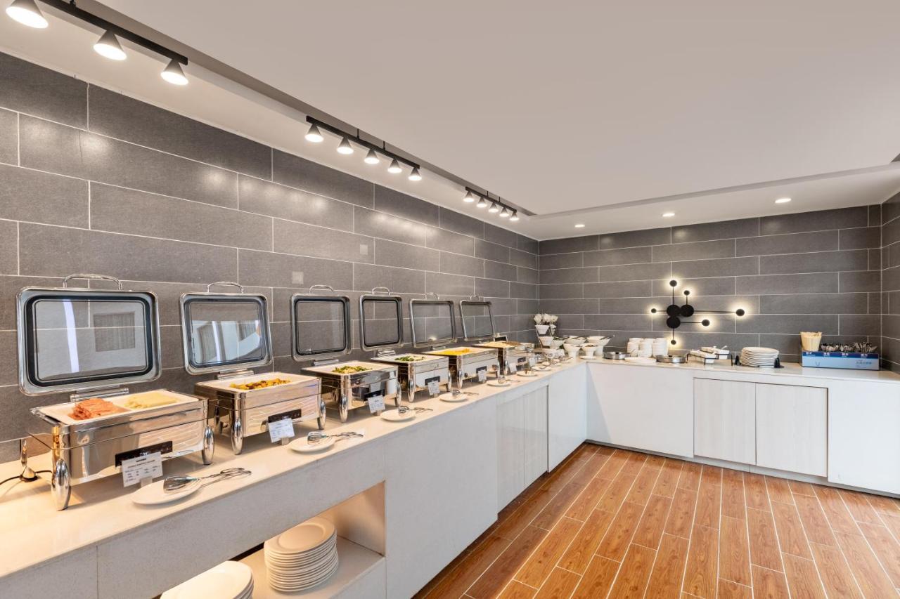Holiday Inn Express Shenyang North Station By Ihg Εξωτερικό φωτογραφία