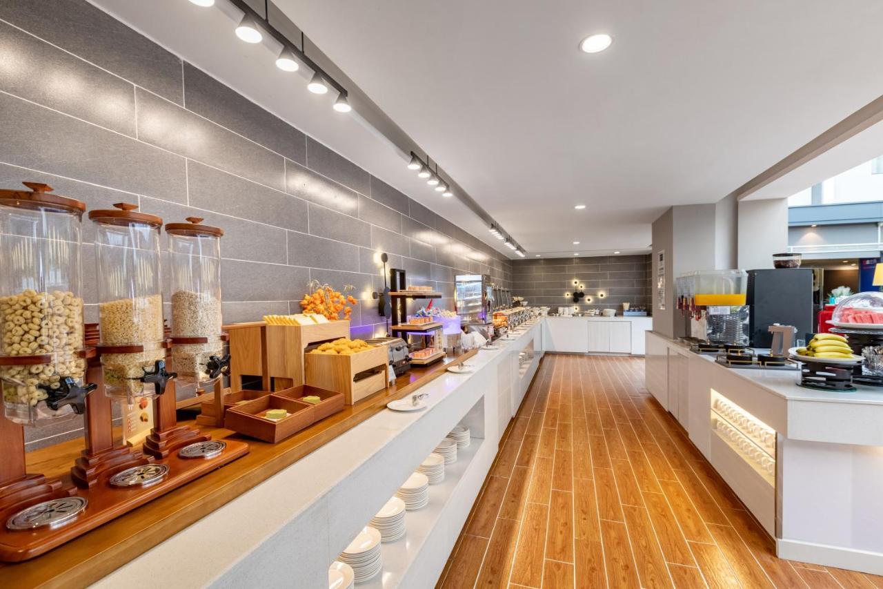 Holiday Inn Express Shenyang North Station By Ihg Εξωτερικό φωτογραφία
